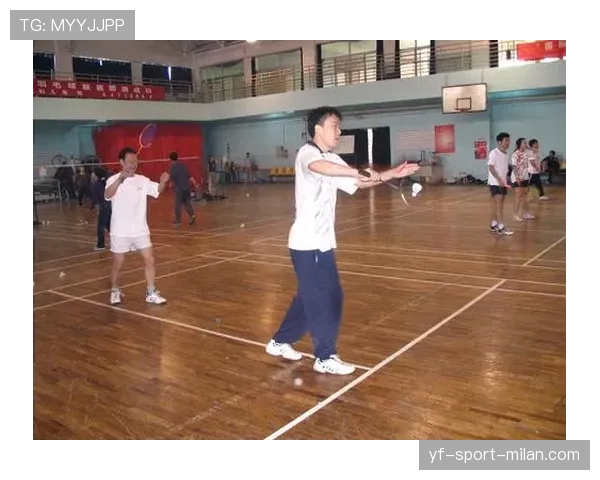 发球违例判定规则详解：裁判如何做出准确判断？